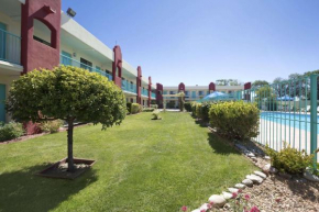  Days Inn by Wyndham Santa Fe New Mexico  Санта-Фе